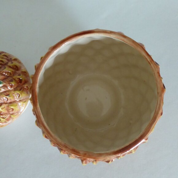 NEW ISLANDER STOCKTON CA LIDDED PINEAPPLE & RUM BARREL CERAMIC MUG LOT - Picture 5 of 14